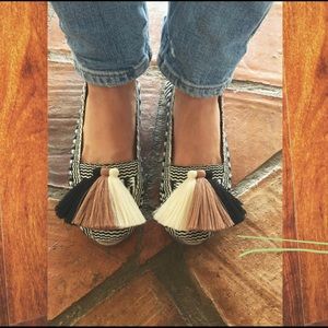 NWOT Alpargaratas Colombian Shoes